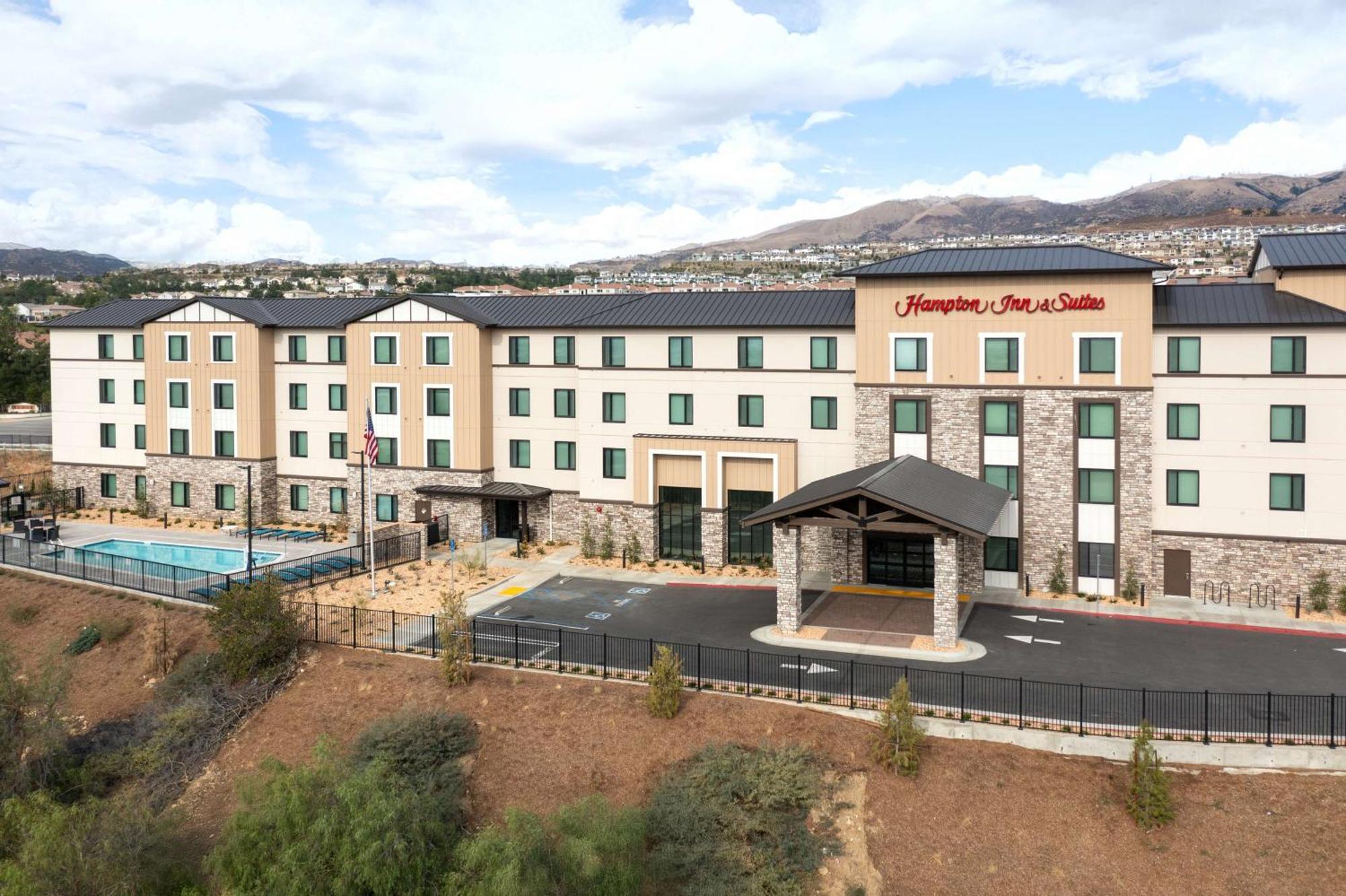 Hampton Inn & Suites Porter Ranch Лос-Анджелес Экстерьер фото